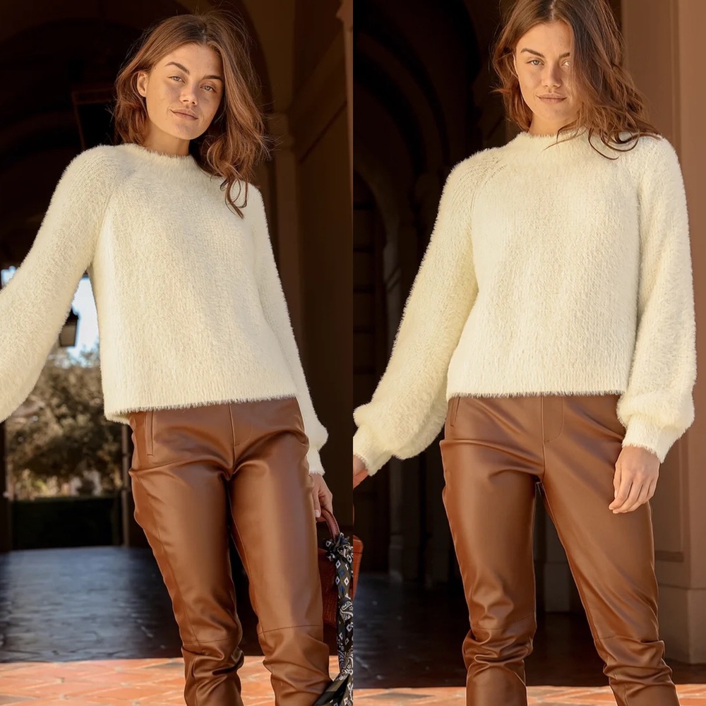 Lulus | Soft Heart Cream Eyelash Knit Balloon Sleeve Pullover Sweater